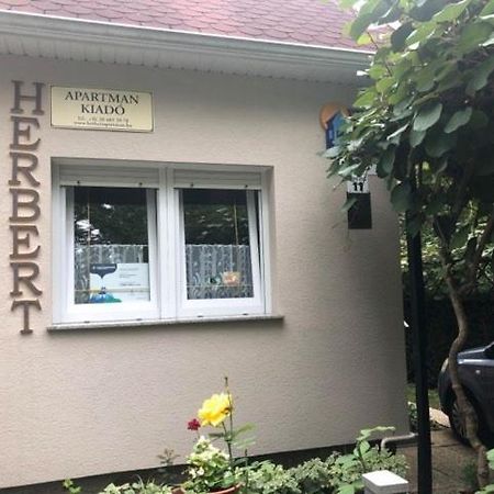 Herbert Apartman Buk Luaran gambar