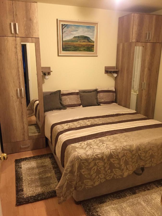 Herbert Apartman Buk Luaran gambar