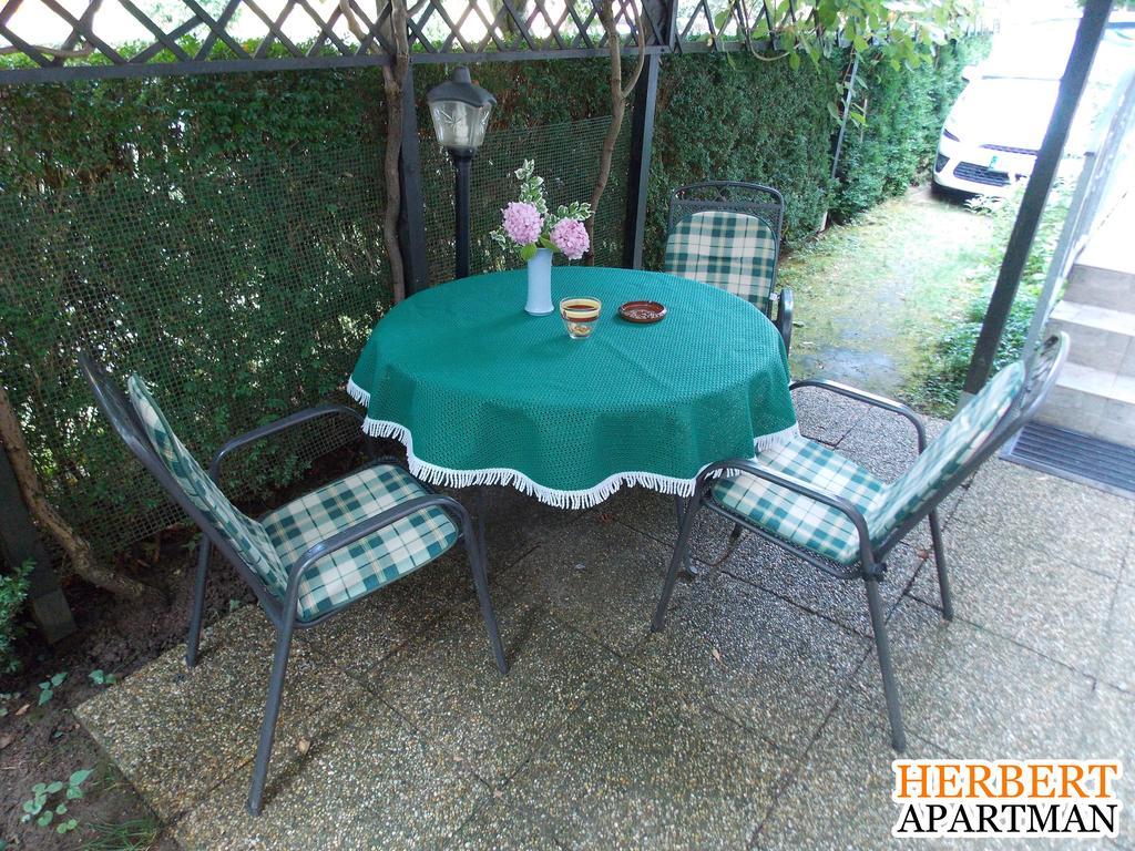 Herbert Apartman Buk Luaran gambar